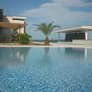 Apolonia Apartment